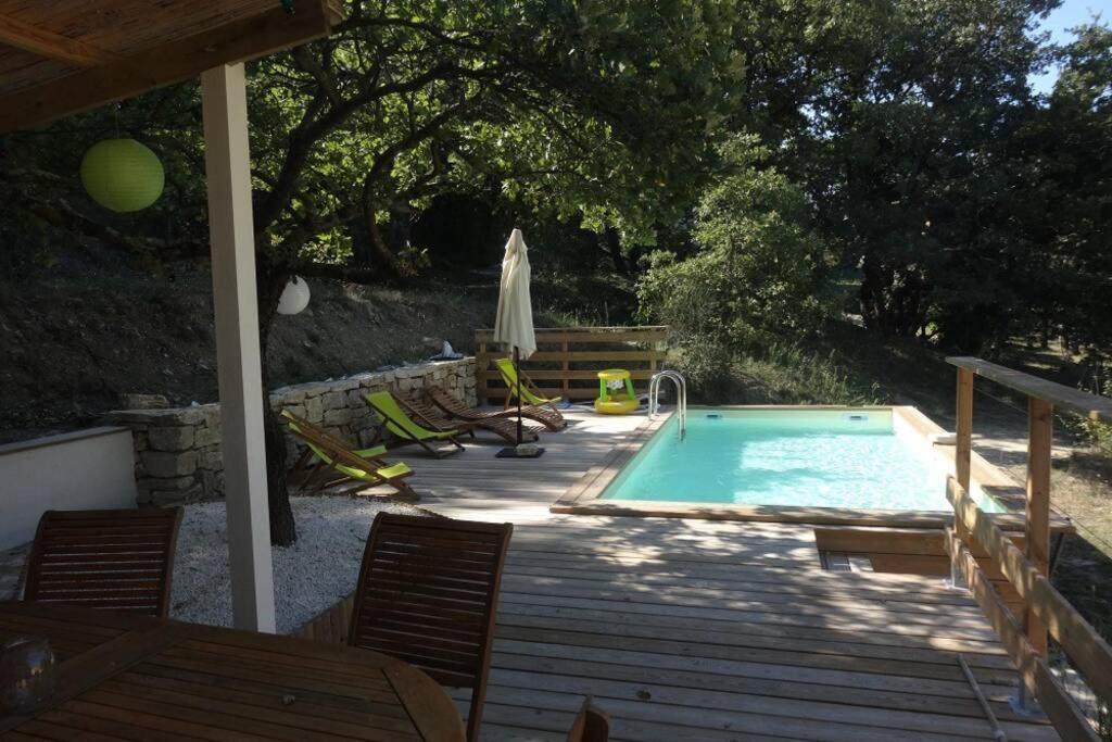 gite avec piscine en Drome provencale La Bégude-de-Mazenc Extérieur photo